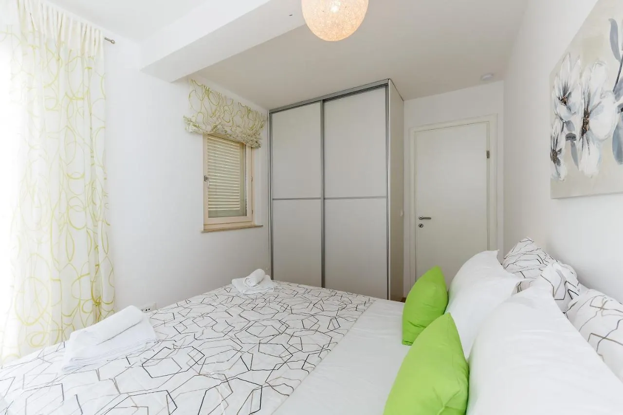 Beachfront Apartment Nehaj Kastel Kastela 0*,  Croatia